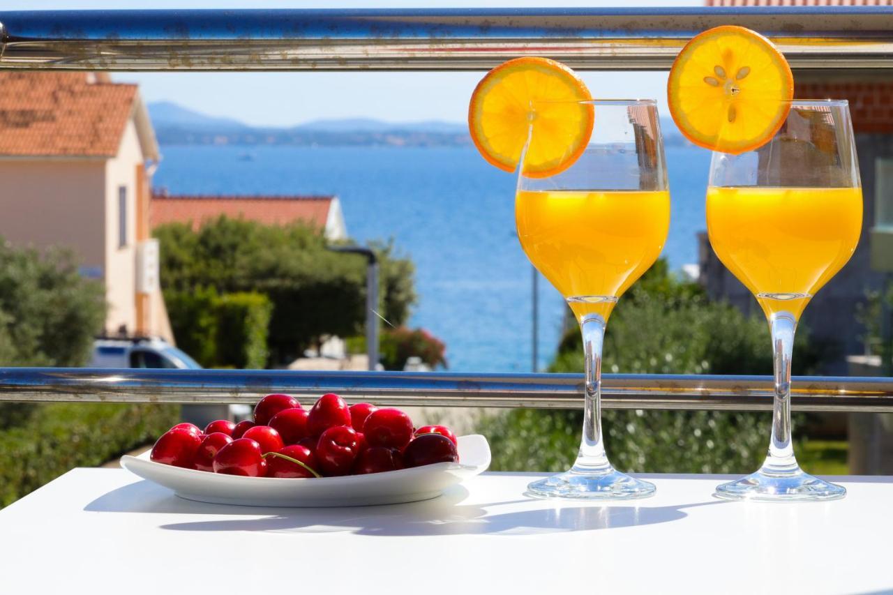 Villa Pino with Pool, Sauna&Jacuzzi Petrcane Esterno foto