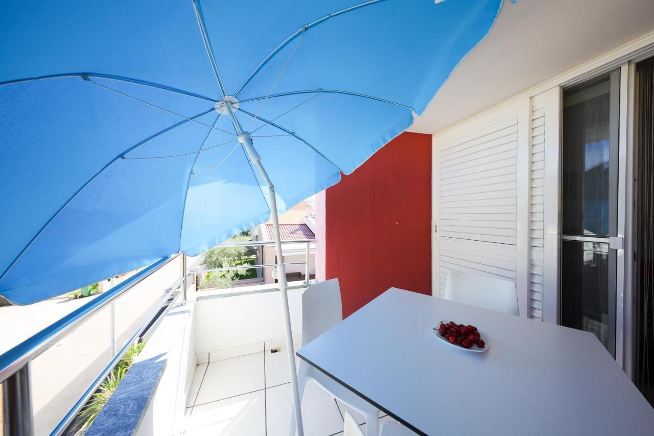 Villa Pino with Pool, Sauna&Jacuzzi Petrcane Esterno foto