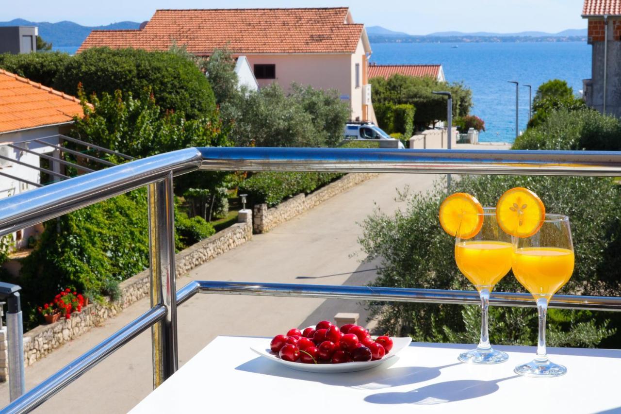Villa Pino with Pool, Sauna&Jacuzzi Petrcane Esterno foto