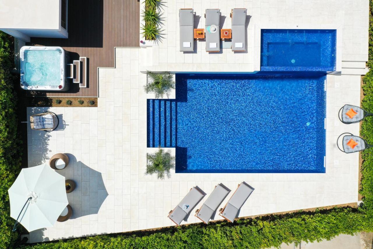 Villa Pino with Pool, Sauna&Jacuzzi Petrcane Esterno foto