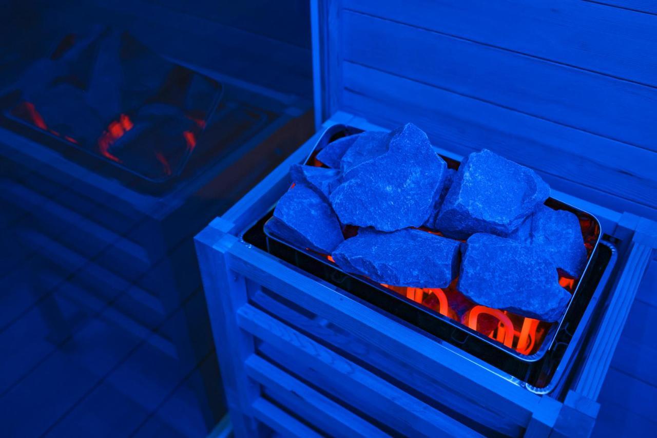 Villa Pino with Pool, Sauna&Jacuzzi Petrcane Esterno foto